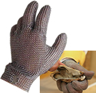 Chain gloves